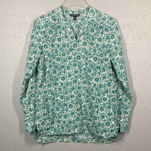Banana Republic Tops - Banana Republic Green Floral Print Long Sleeve V-neck Blouse Top Women's…